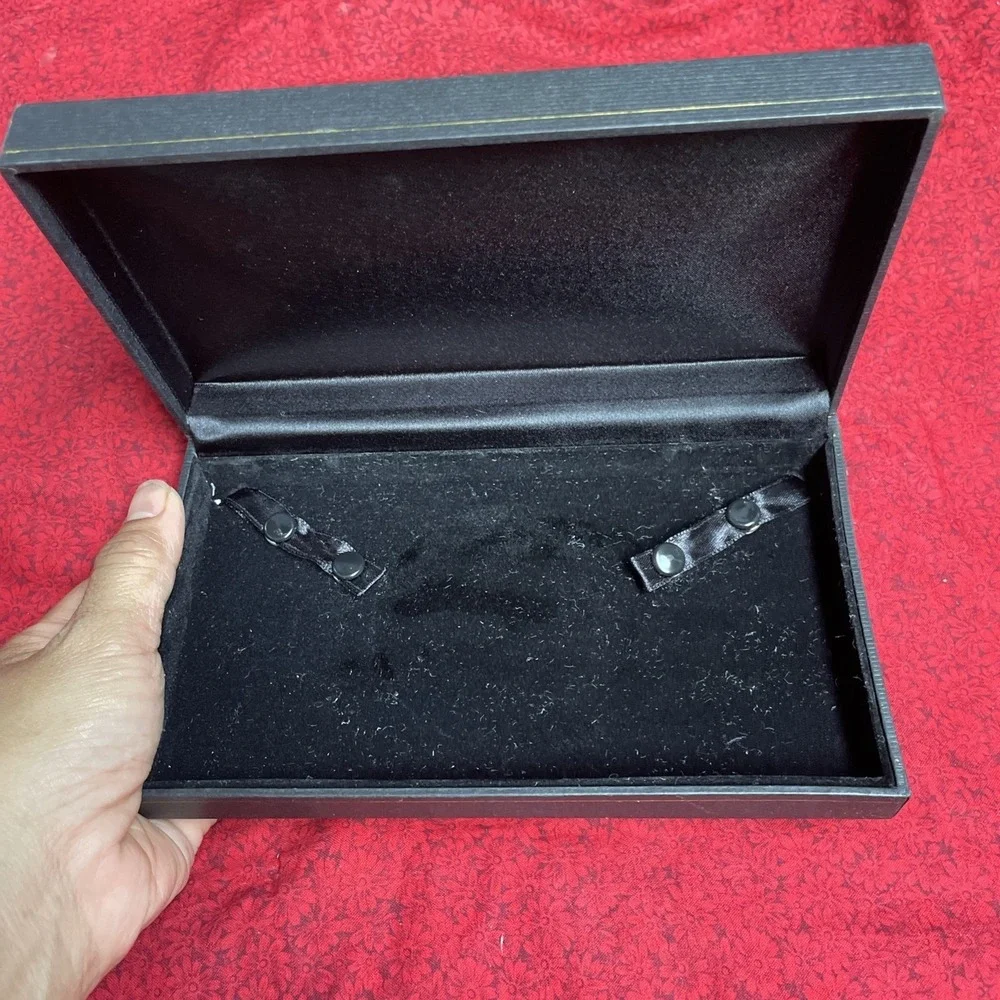 Black Jewelry Presentation Gift Box Velvet Lining Gold Border 8x4.25‎